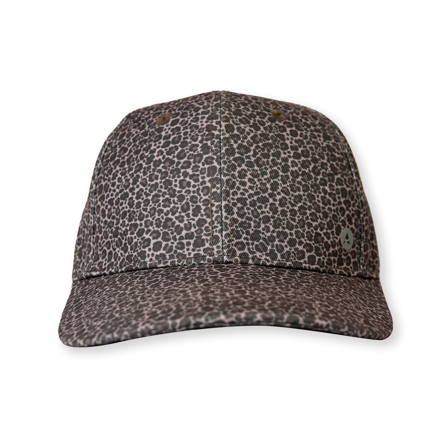ACTIVE LEOPARD